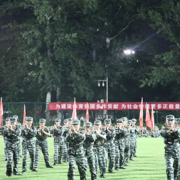 e4b429c45d2b4a5c96d99c600bd3fc18.jpg e4b429c45d2b4a5c96d99c600bd3fc18.jpg