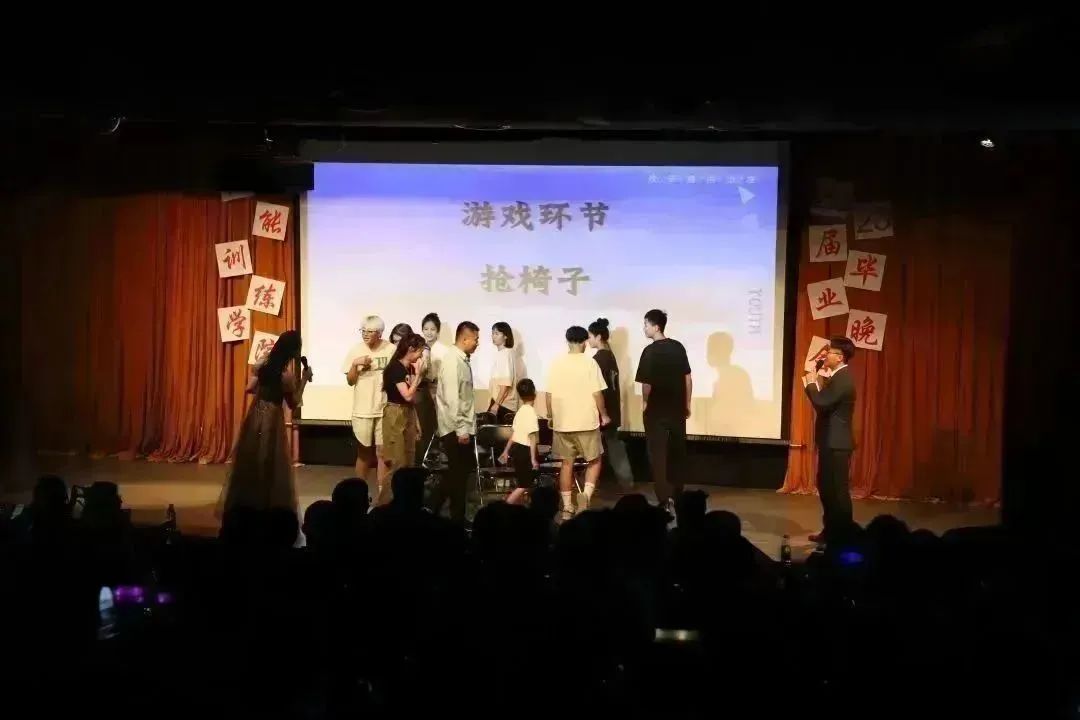 2551edf916104f6bb519b7905b207635.jpg 2551edf916104f6bb519b7905b207635.jpg