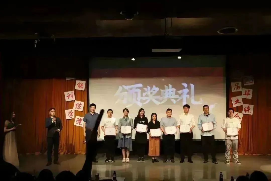 30e18eba5fa84c28b2a442ffa592bd1a.jpg 30e18eba5fa84c28b2a442ffa592bd1a.jpg